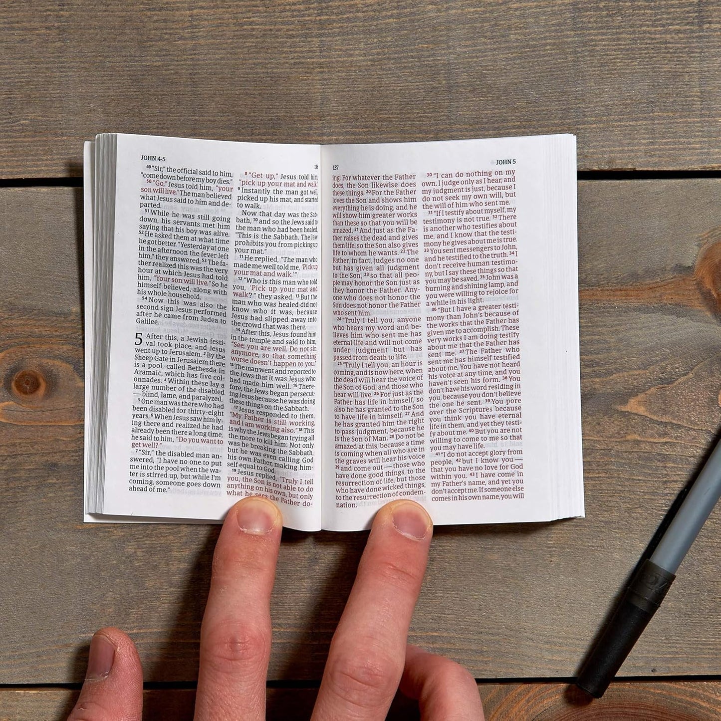 CSB Pocket New Testament with Psalms, Navy Trade Paper