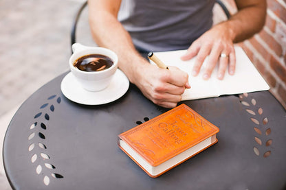 Jesus Calling: Enjoying Peace in His Presence