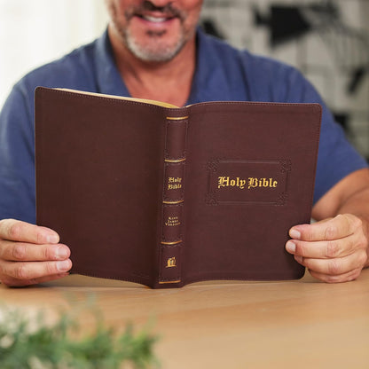 KJV Holy Bible: Large Print with 53,000 Center-Column Cross References, Brown Leathersoft, Red Letter, Comfort Print: King James Version;Imitation Leather