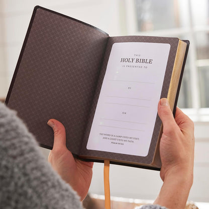 KJV Holy Bible: Ultra Thinline, Black Leathersoft, Red Letter, Comfort Print