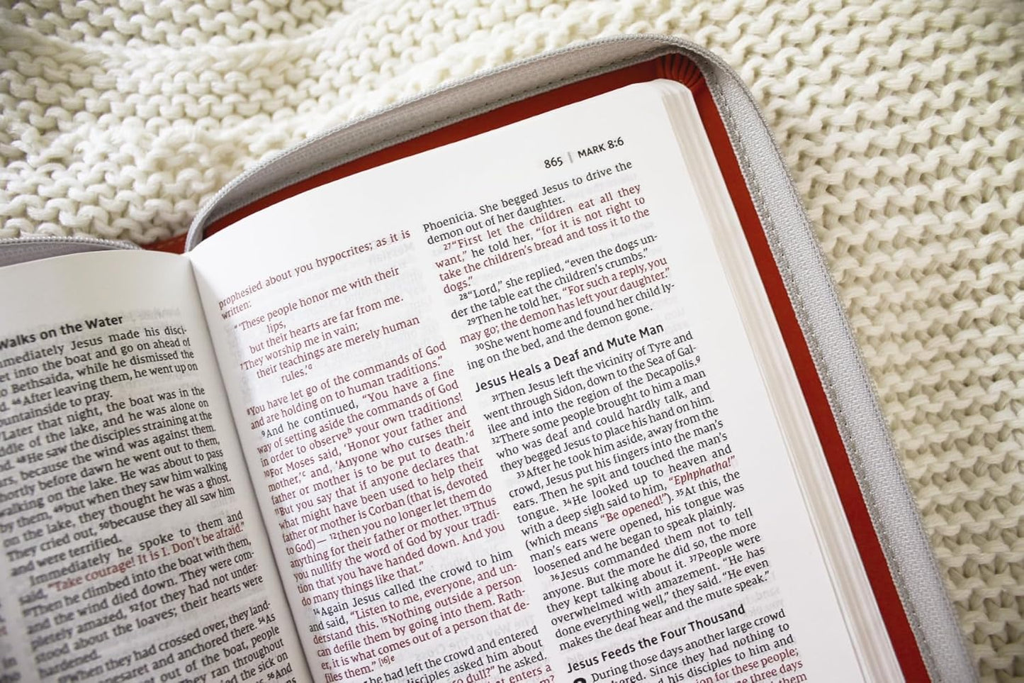 NIV Thinline Bible Zippered Coral I/L