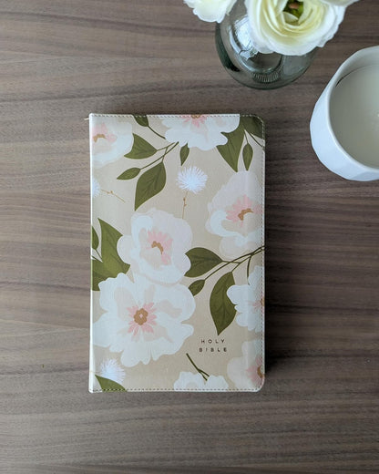 NLT Thinline Reference Zipper Bible, Filament Enabled (LeatherLike, Tender Bloss