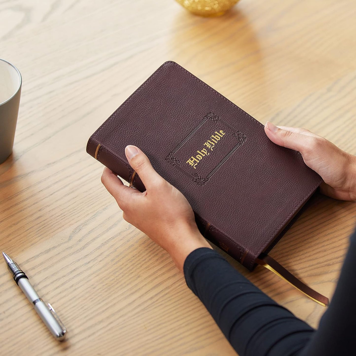 KJV Holy Bible: Large Print with 53,000 Center-Column Cross References, Brown Leathersoft, Red Letter, Comfort Print: King James Version;Imitation Leather