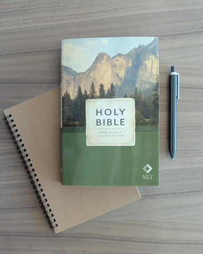 NLT  Economy Outreach Edition (Softcover)