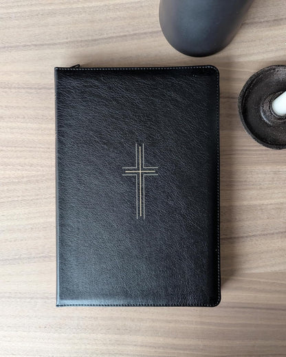 NLT Large Print Thinline Reference Zipper Bible, Filament (Black Cross, Indexed)