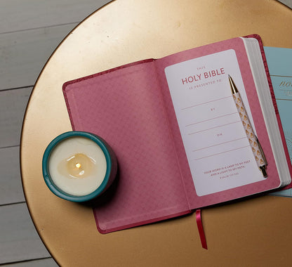NKJV  Bible Value Thinline LthSoft Pink