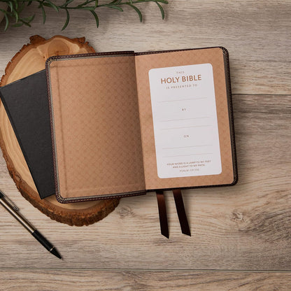 NKJV Value Thinline Bible Compact Burgundy Imitation Leather