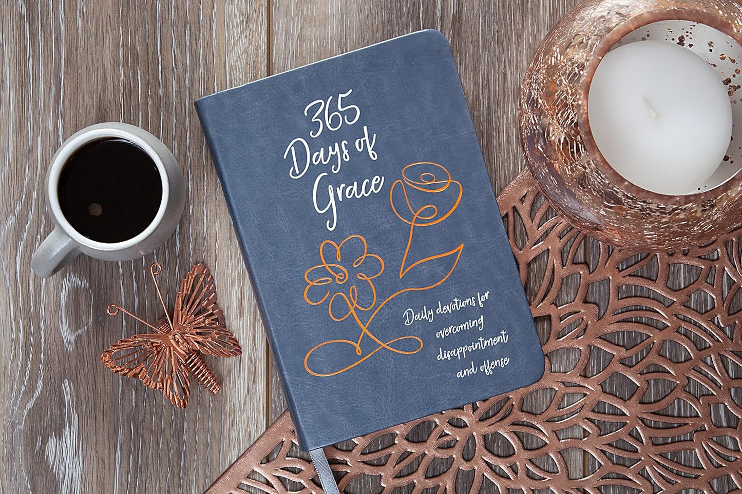 365 Days of Grace: Daily Devotions for Overcoming Disappointment and Offense