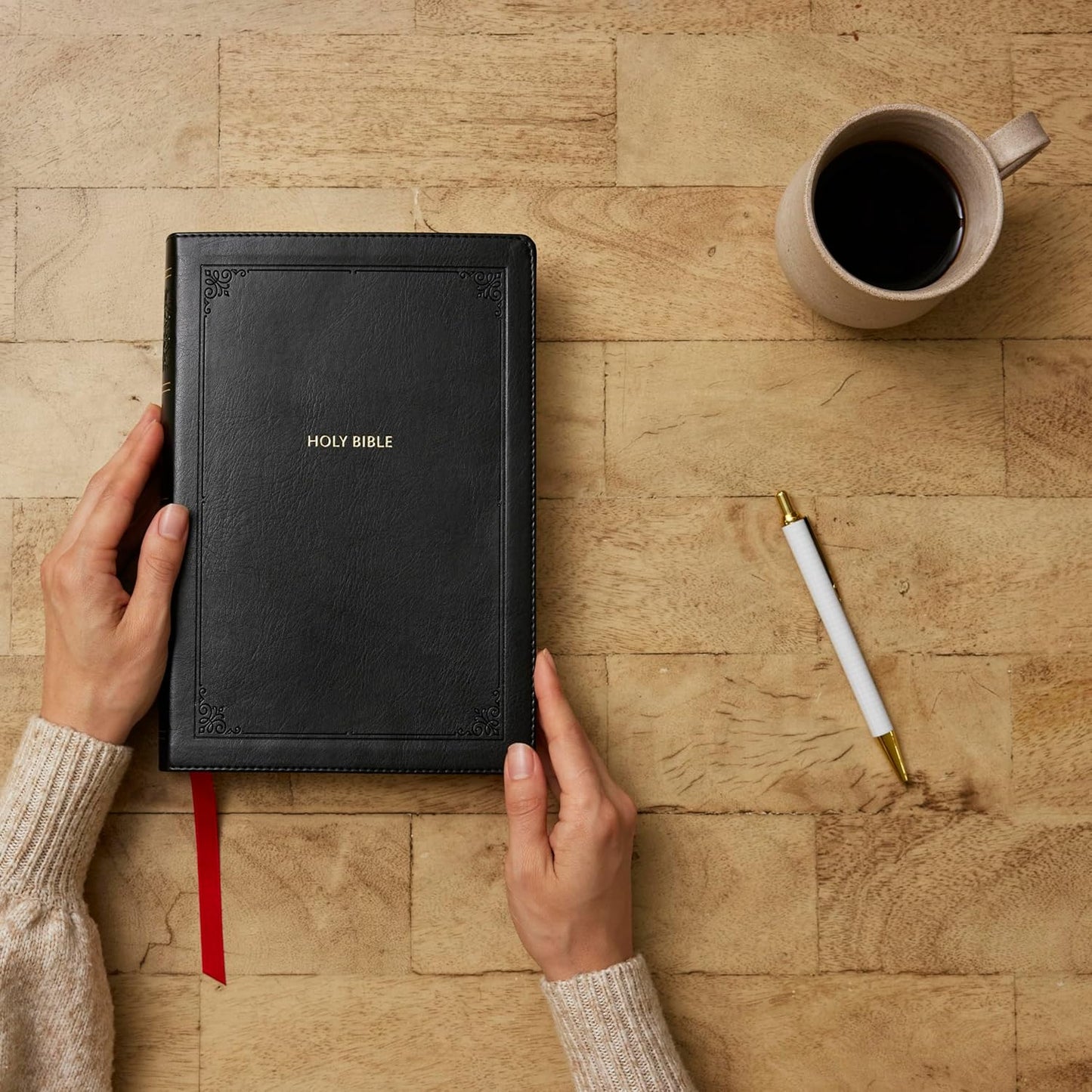 NKJV Giant Print Black Imt Leather