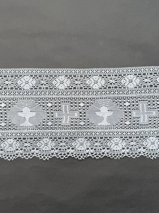 White Cotton Lace Trim 150mm wide - wave edge